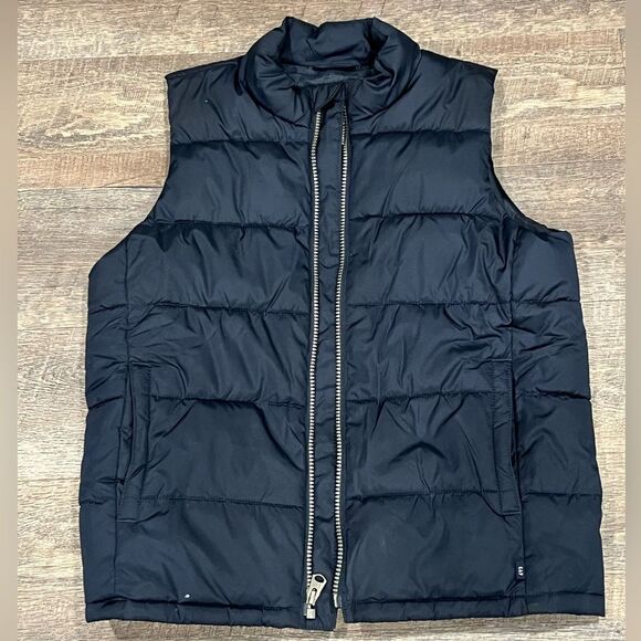 GAP Kids Puffer Vest - Picture 1 of 3